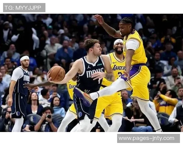 马威回应戈贝尔肘击事件称并无大碍只是被撞得喘不过气