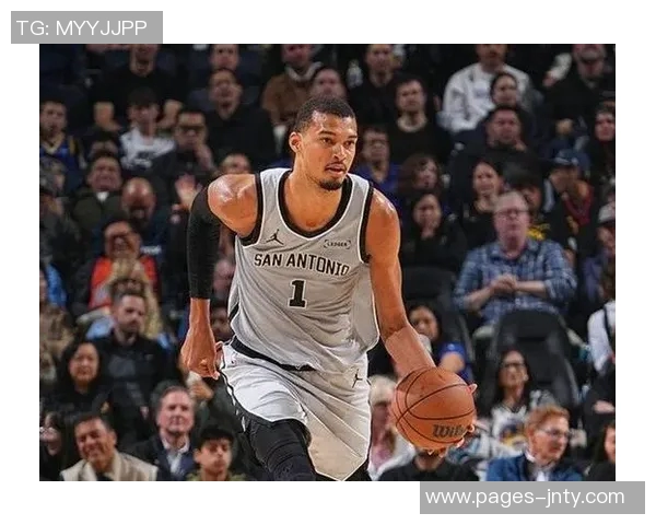 马刺多控球手巧妙应对雷霆压迫防守文班成为关键选择